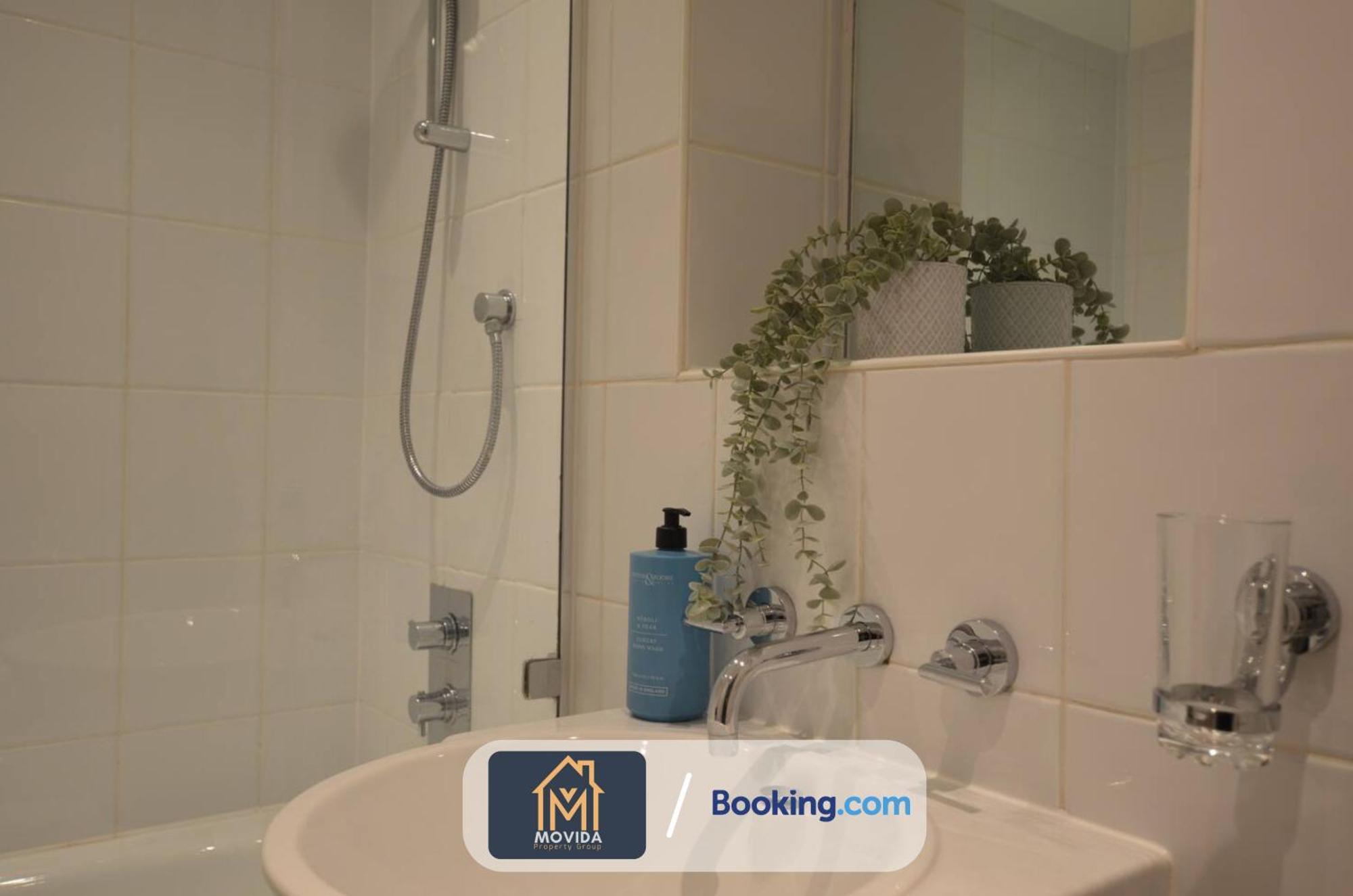 Lgi Stunning 1 Bedroom Apartment By Movida Property Group Short Lets & Serviced Accommodation Leeds  Buitenkant foto